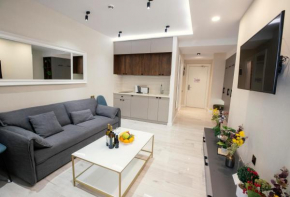 GQ Apartments On First Line In Alliance Palace Batumi
